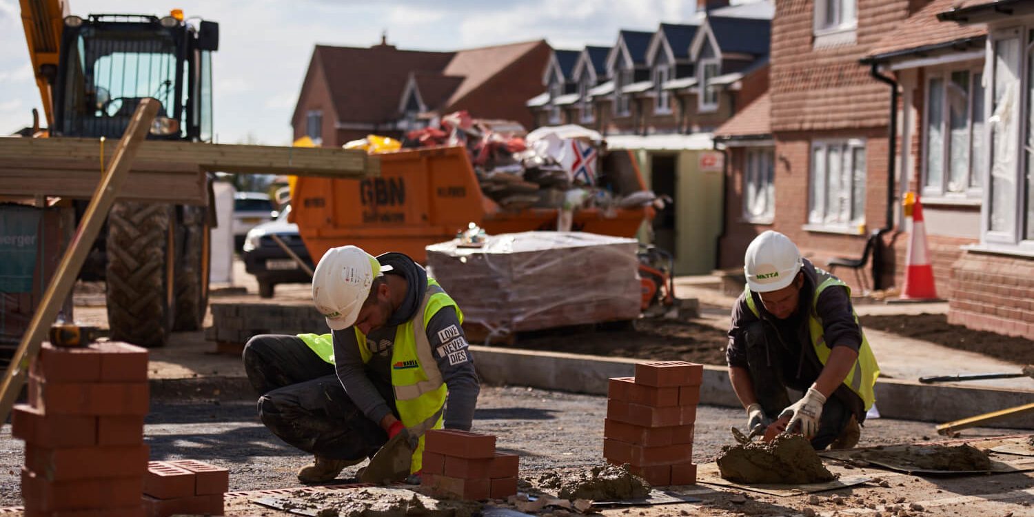 Close-Brothers-site_-Nicholas-King